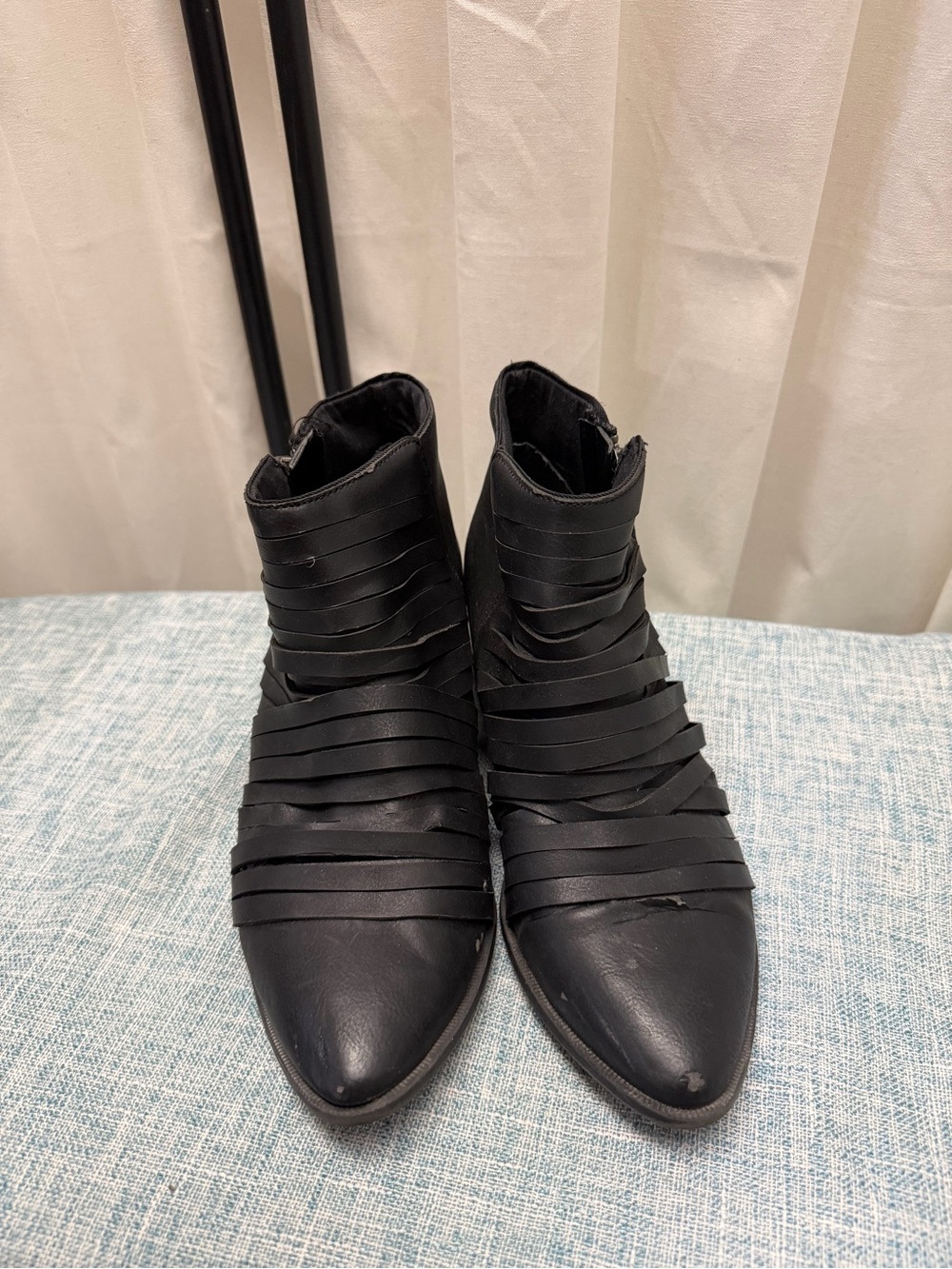 Circus by Sam Edelman Black Strappy Pointed Ankle Booties